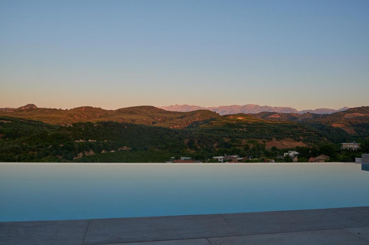 Villa Olive Valley Loutraki  Exteriör bild