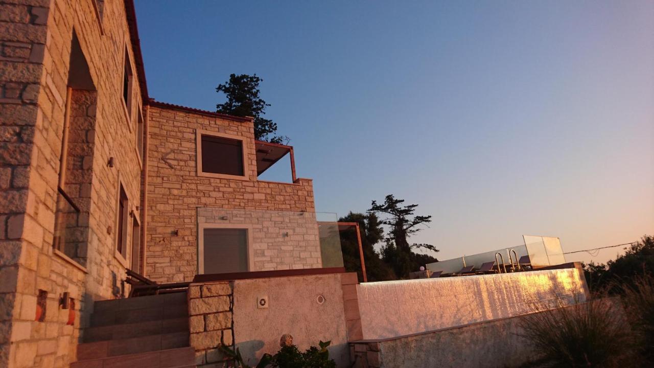 Villa Olive Valley Loutraki  Exteriör bild